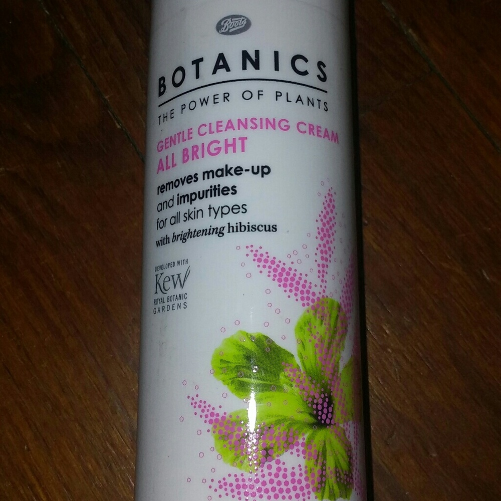 Make up face wash